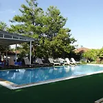 Gurkan 公寓式酒店