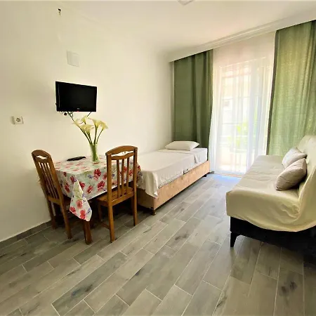 Gurkan Aparthotel