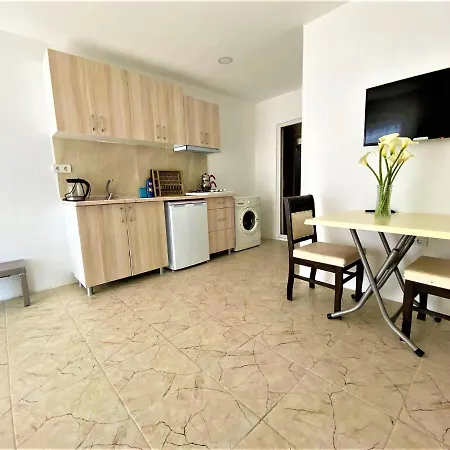 Gurkan Aparthotel 2*