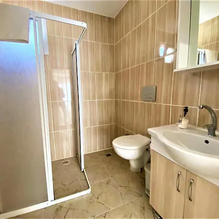 Gurkan Aparthotel