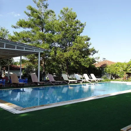Gurkan Aparthotel